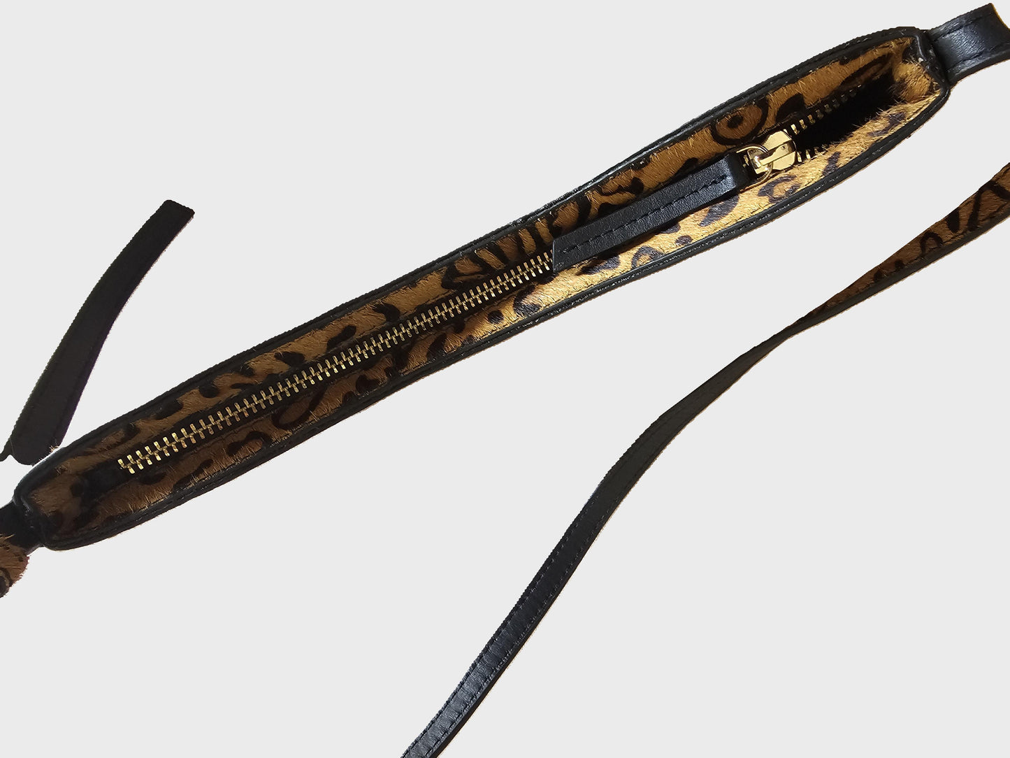 Sac baguette léopard - en cuir