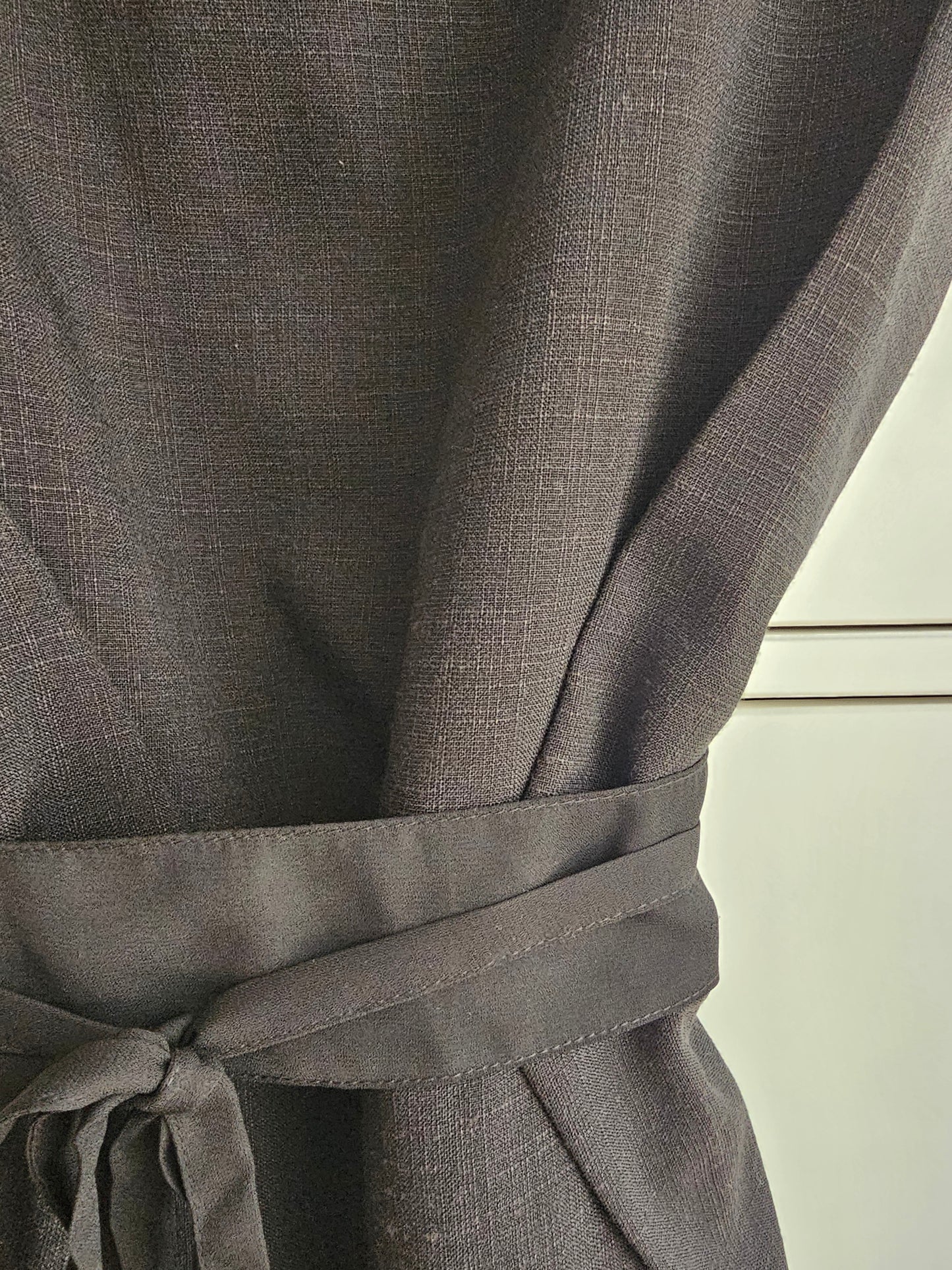 Robe noire ceinturée élégante – Taille S/M